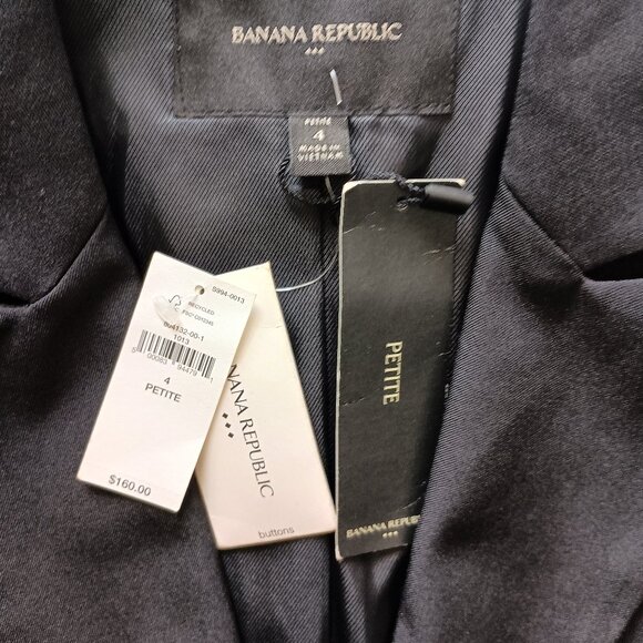 Banana Republic Classic Black Suit Coat with Pockets Women’s NWT Size 4P - Picture 4 of 16